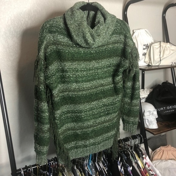 𝅺kensie Oversized Striped Green Boho Fringe Sweater - Picture 2 of 4